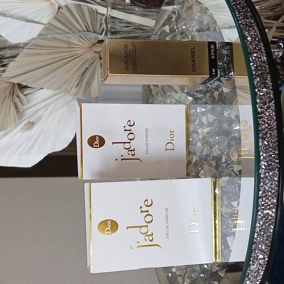 New 2 Dior J'adore Eau de Parfum and 1 Chanel Sublimage cream - Picture 11 of 17